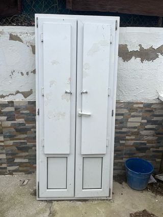 Puerta doble aluminio