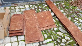 Ritagli materiale isolante spessore 15mm, 8pz cm30