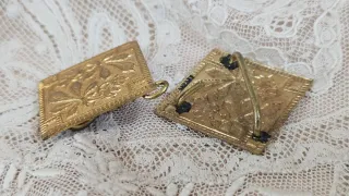 Hebilla capa pañuelo antigua metal S.XIX