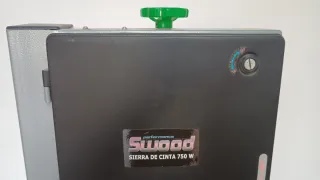 Sierra de cinta Wood 750W