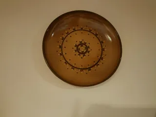 Piatti decorativi in ceramica burelarte