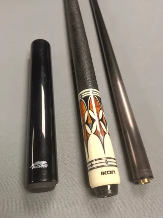 Taco de billar PREDATOR IKON con extensión