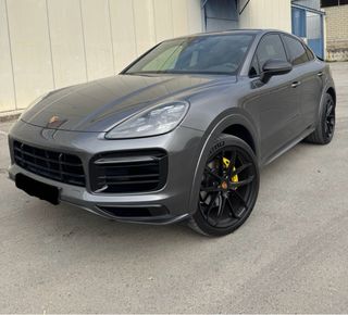 Porsche Cayenne 2021