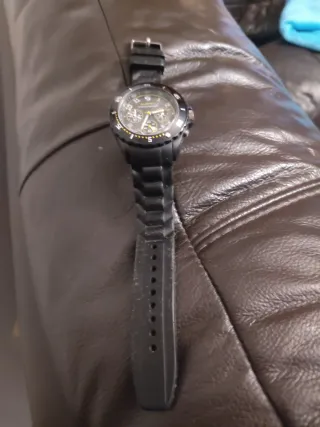 Reloj Auriol Cronógrafo Negro Correa Silicona