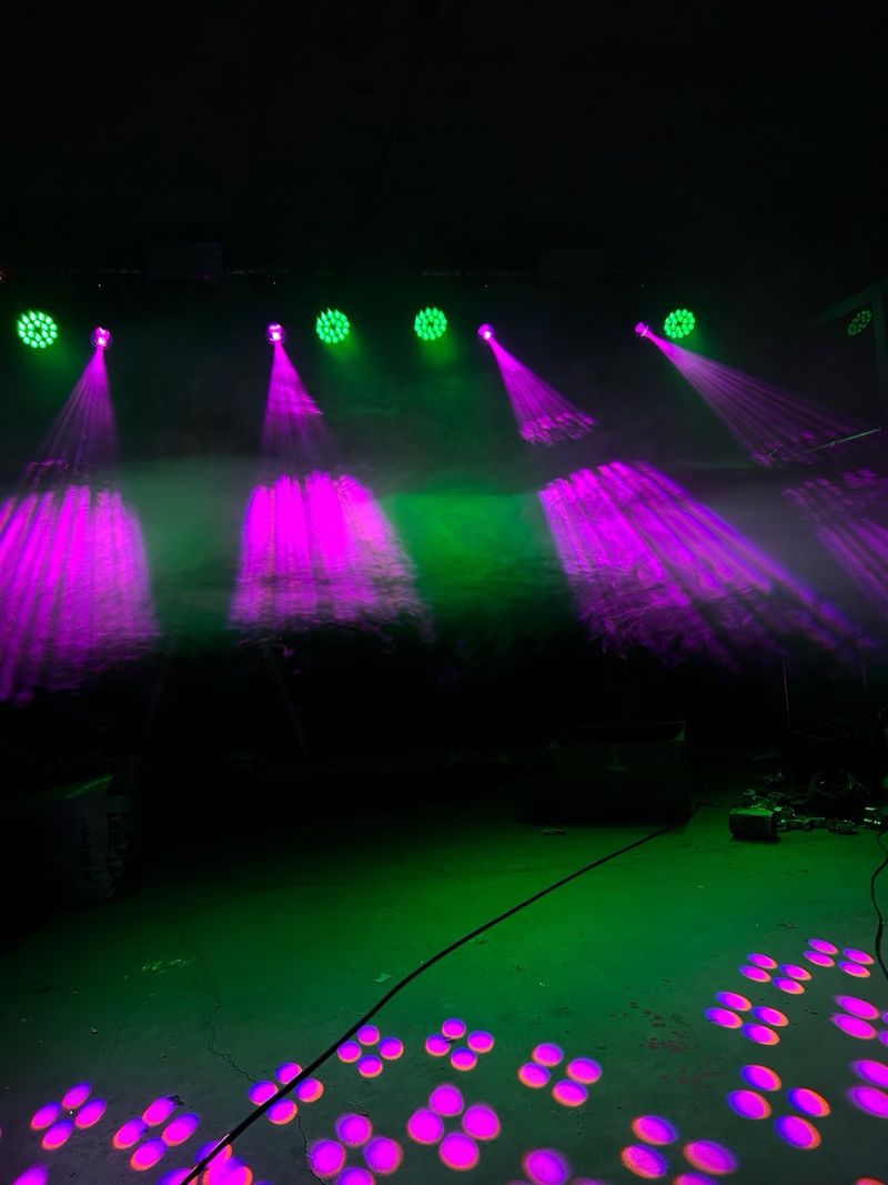 Alquiler de Sonido y Luces para Eventos afbeelding 2