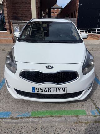 KIA Carens 2015
