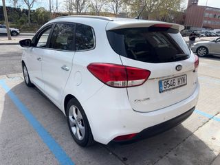 KIA Carens 2015