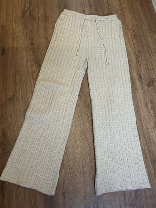 Conjunto de punto beige