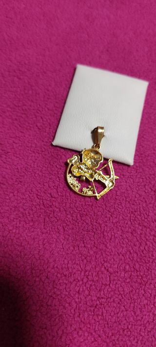 Colgante Cupido oro 18 ktes