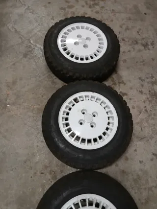 4 Llantas Fiat Uno Turbo 13" +Insa Turbo 155/80/13