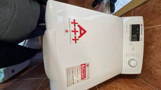 En Navalagamella. Lavadora Hoover 7 kg