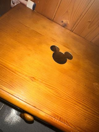 Due comodini in legno