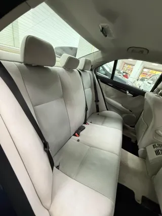 Mercedes-Benz Clase C Automático