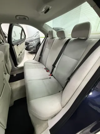 Mercedes-Benz Clase C Automático
