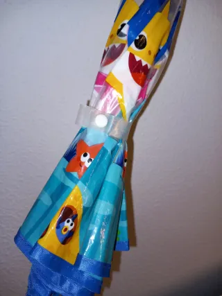 Paraguas transparente infantil Baby Shark