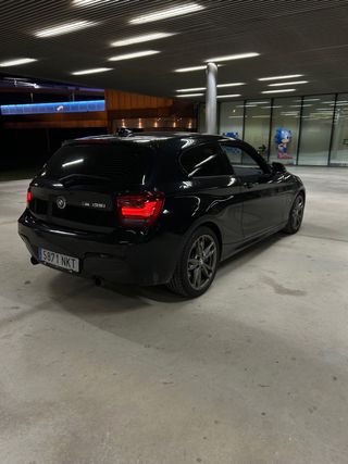 BMW M135i PERFORMANCE