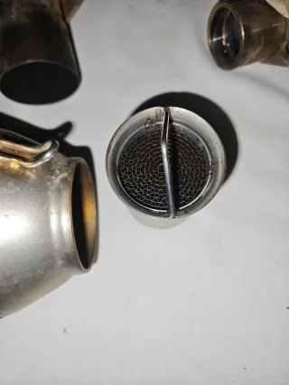 Escape Austin Racing Honda CB650R con catalizador