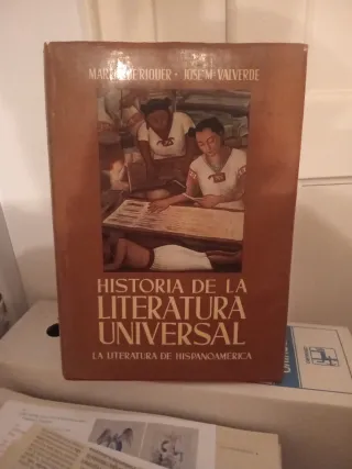 libro es una obra fundamental de historia literari