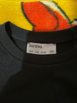 Top negro manga larga