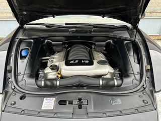 Porsche Cayenne S 4.5V8