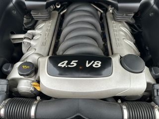 Porsche Cayenne S 4.5V8