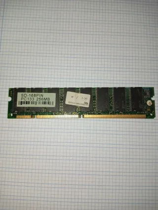 Memoria RAM SDRAM 256MB PC133 168 pines