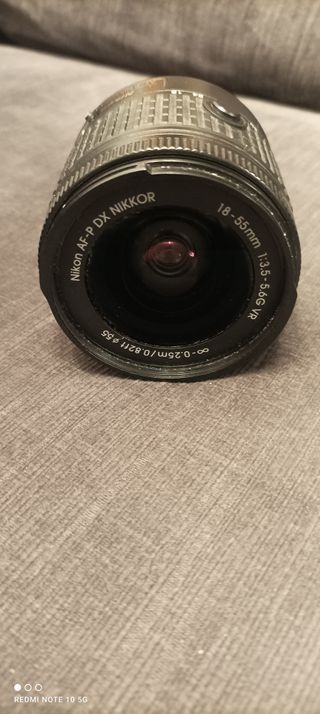 Cámara Nikon D5200 + Objetivo 18-55mm