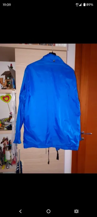 Giacca a vento blu