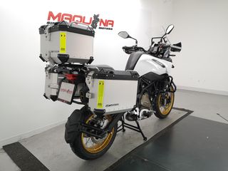 QJ MOTOR SRT 700 X 2023 23142 kms.