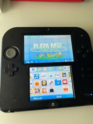 Nintendo 2DS nera e blu edizione Mario Kart 7