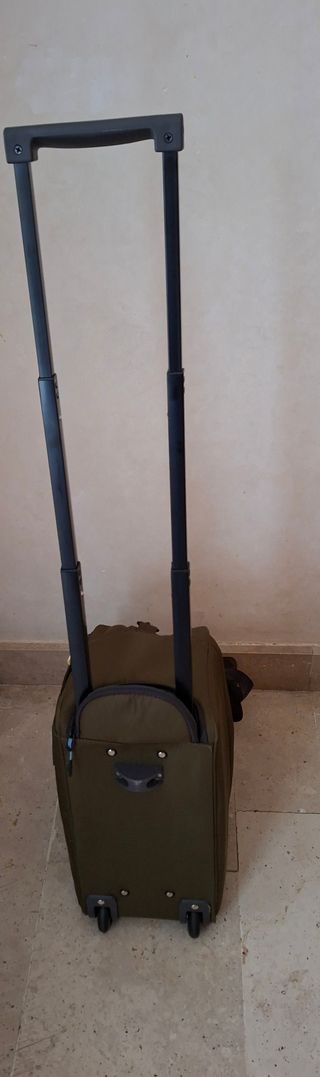 Bolso de viaje cabina con ruedas, asas y bandolera