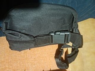 Riñonera Diesel Negra y Azul