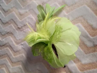 Tocado fiesta  verde