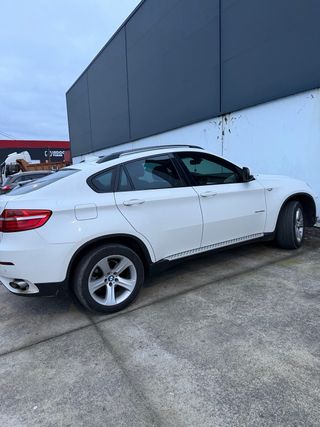 BMW X6 2012
