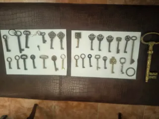 Set di chiavi antiche