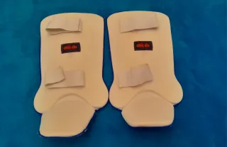 Espinilleras de Taekwondo Daedo