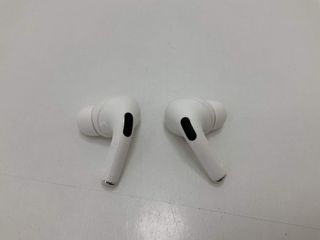 in-ear apple airpods pro