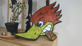 Cartel pájaro loco de madera