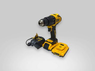 taladro a bateria dewalt dcd709