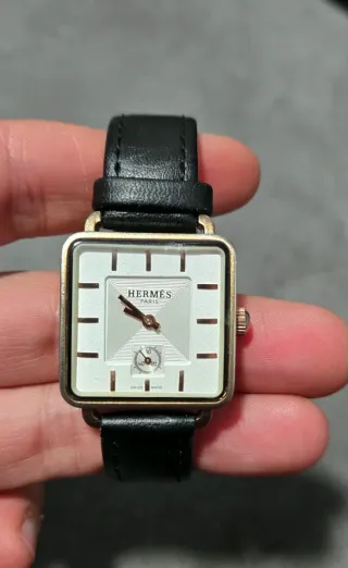 Reloj Hermes Cuadrado Blanco y Negro