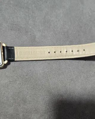 Reloj Hermes Cuadrado Blanco y Negro