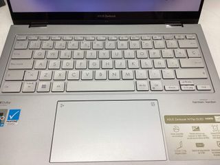 pc portatil asus up3404v