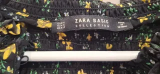 Blusa Zara floral negra con volantes