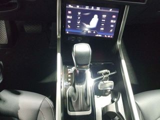 KGM Torres G15 Life Aut.