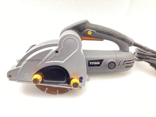 lijadora orbital titan ttb293wch