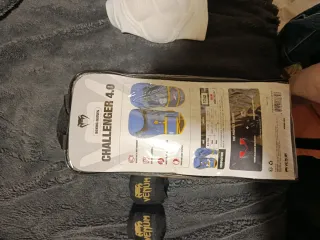 Guantes Venum Challenger 4.0 12oz + Vendas