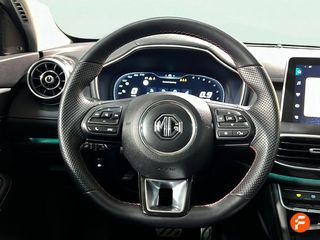 MG HS 1.5T Luxury DCT