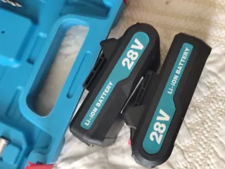 Taladro inalámbrico LAISHID de 28V + ACCESORIOS