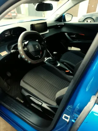 Peugeot 2008 2021