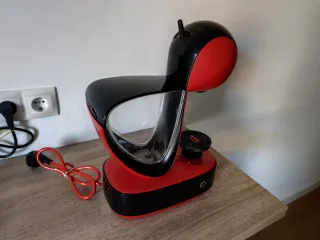 Cafetera DeLonghi Infinissima Roja y negra